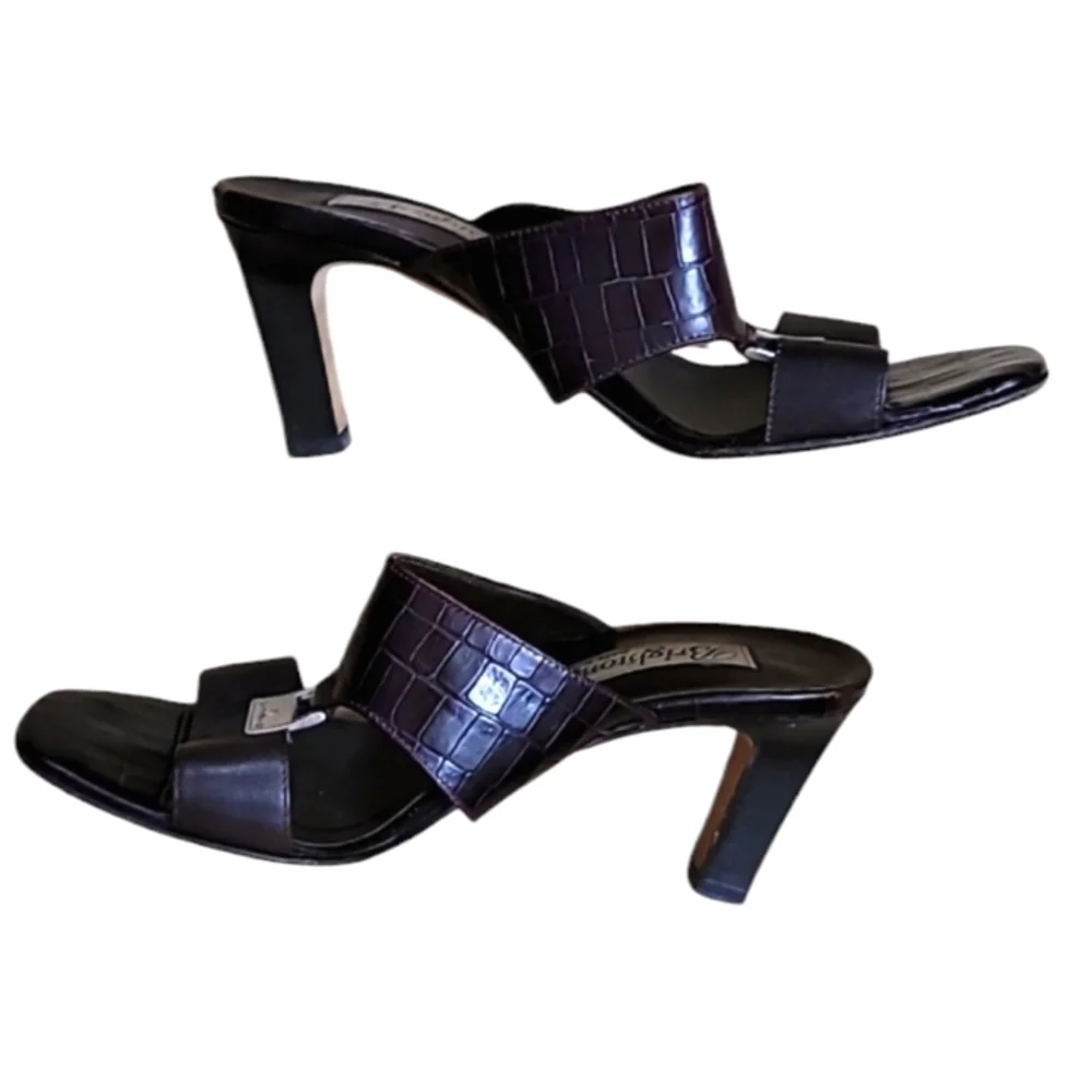 Brighton Ryan Brown Croc Embossed Leather Sandals Square Toe Sz 6